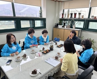 영웅바라기서포터즈, 장애인 가정 청소년을 위한 450만원 상품권 전달